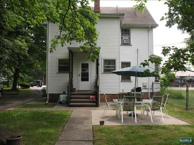 195 Spring Valley Rd - Photo 3 of 9