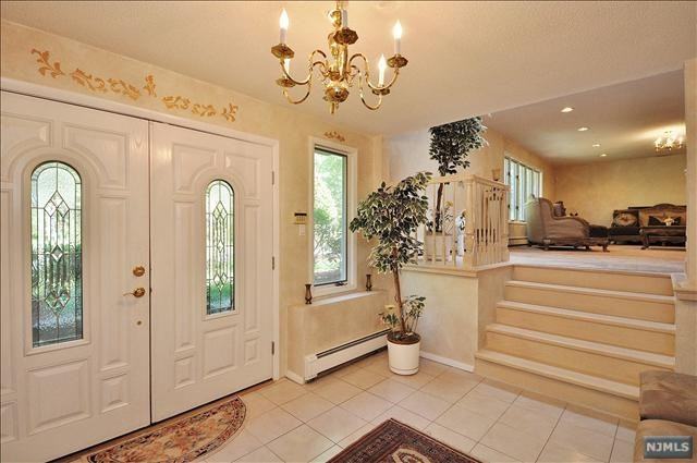 23 Fairview Ave - Photo 2 of 15