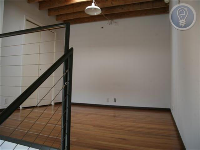 2440 Commerce St E27 - Photo 2 of 3