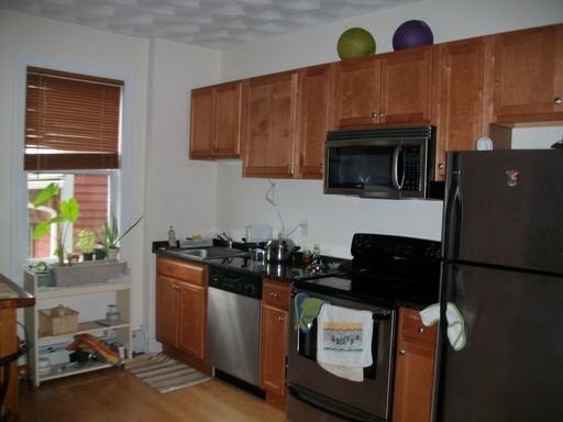 227 Ives St #1 - Photo 2 of 6