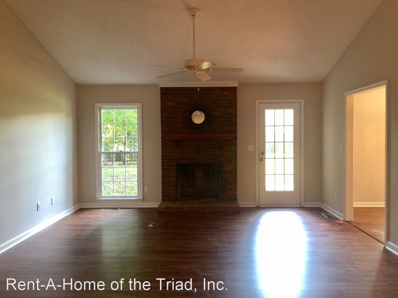 6709 River Hills Dr - Photo 2 of 8