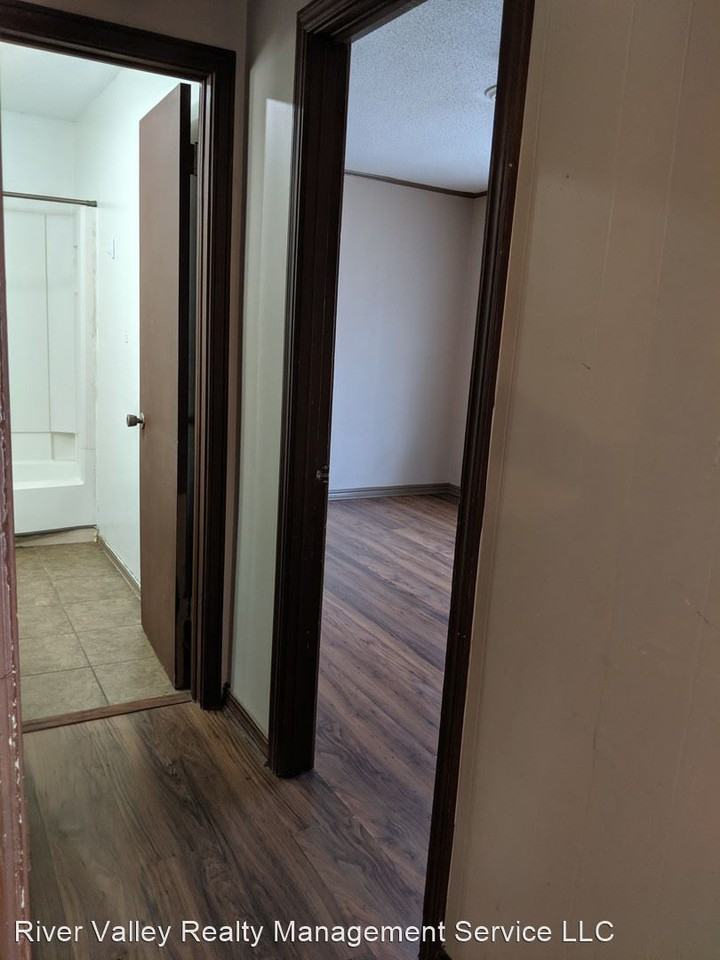 1910 South El Paso Avenue (Timber Ridge) - Photo 2 of 5