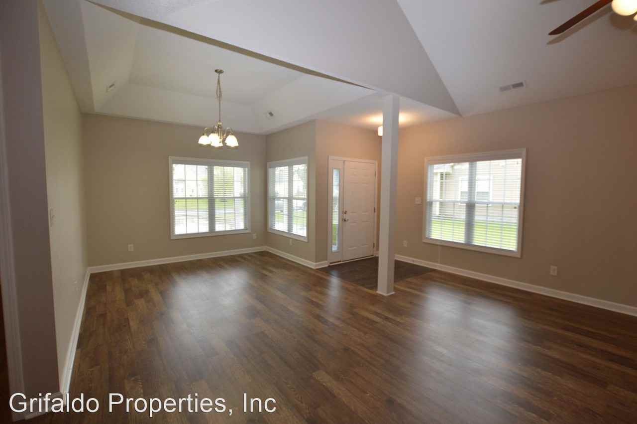 24 Jasmine Ln - Photo 2 of 25