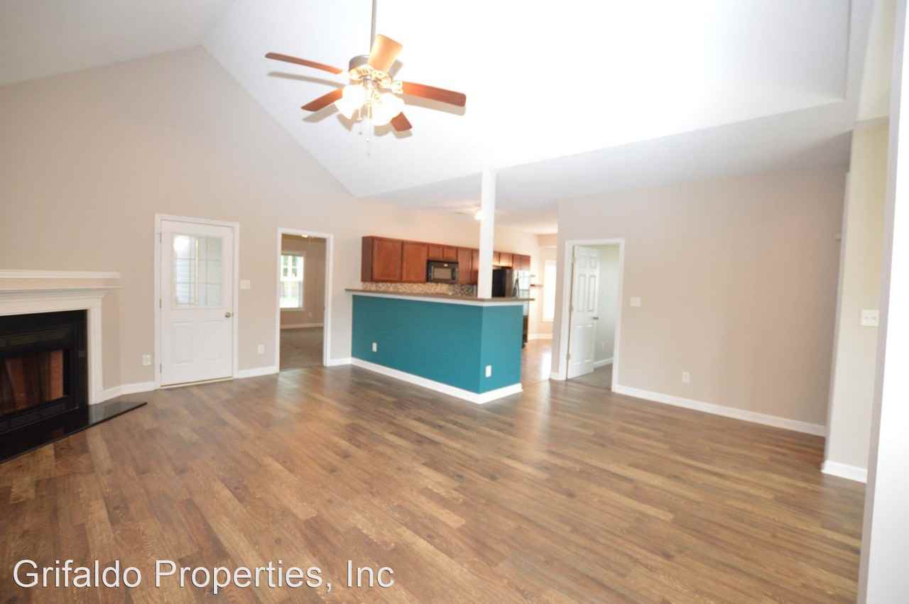 24 Jasmine Ln - Photo 3 of 25