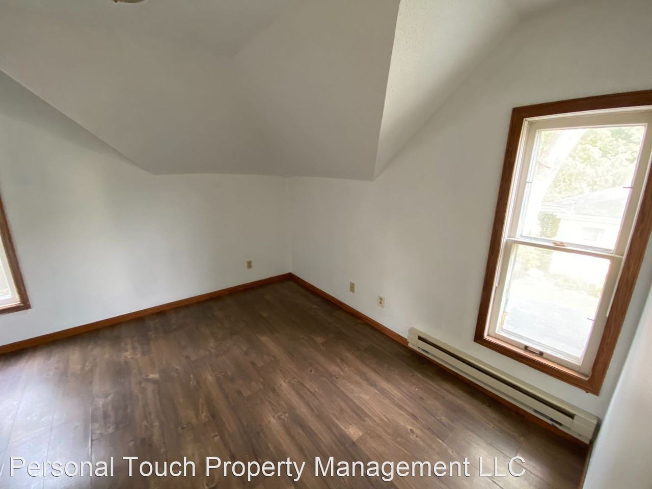 424 4th St S - Photo 2 of 11