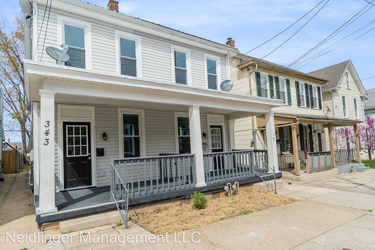 345 E King St - Photo 3 of 23