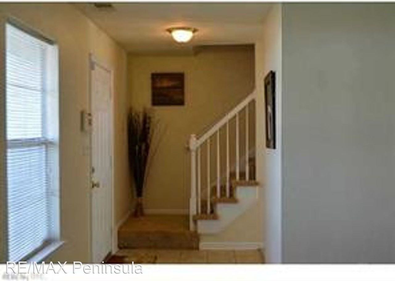 418 Stallings Ct - Photo 2 of 11