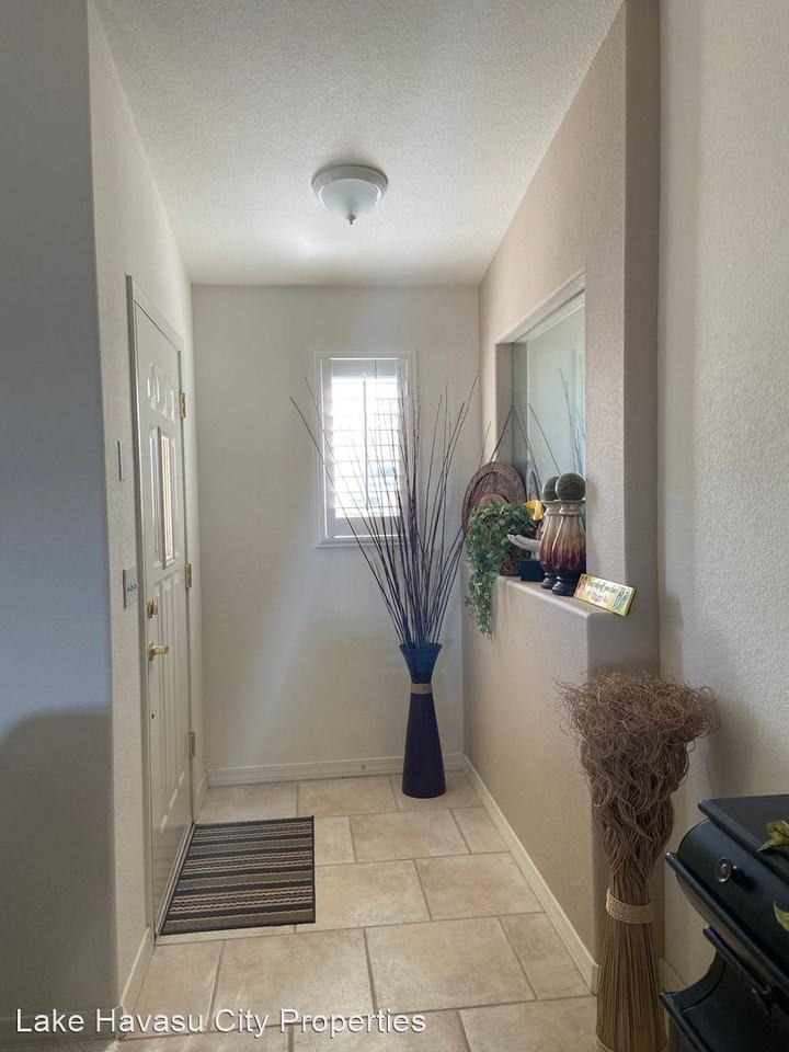 3431 Kiowa Blvd S - Photo 3 of 25