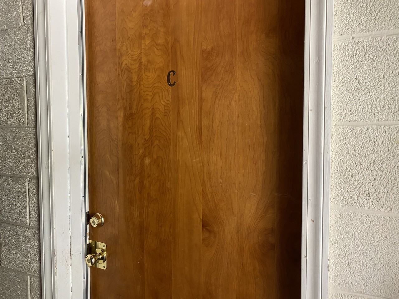 915 Carolina Ave - Photo 3 of 8