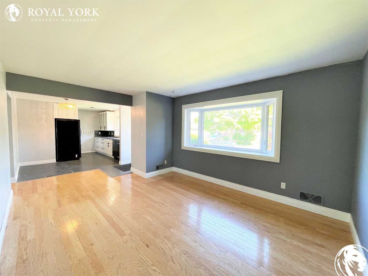 739 Emerson Ave #1 - Photo 2 of 47