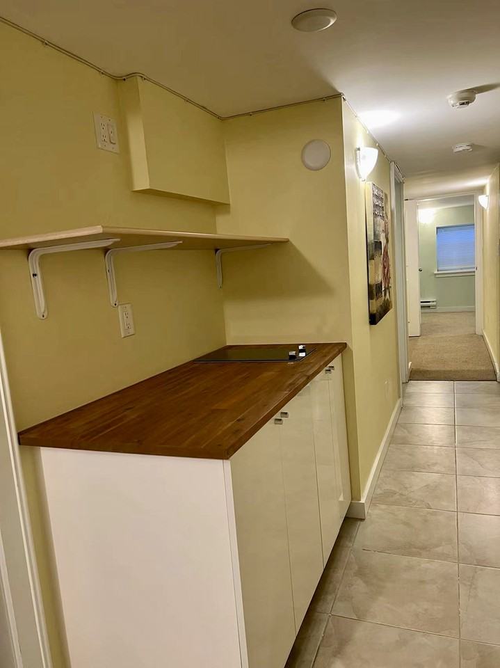 4575 Alexandra Street basement - Photo 2 of 7