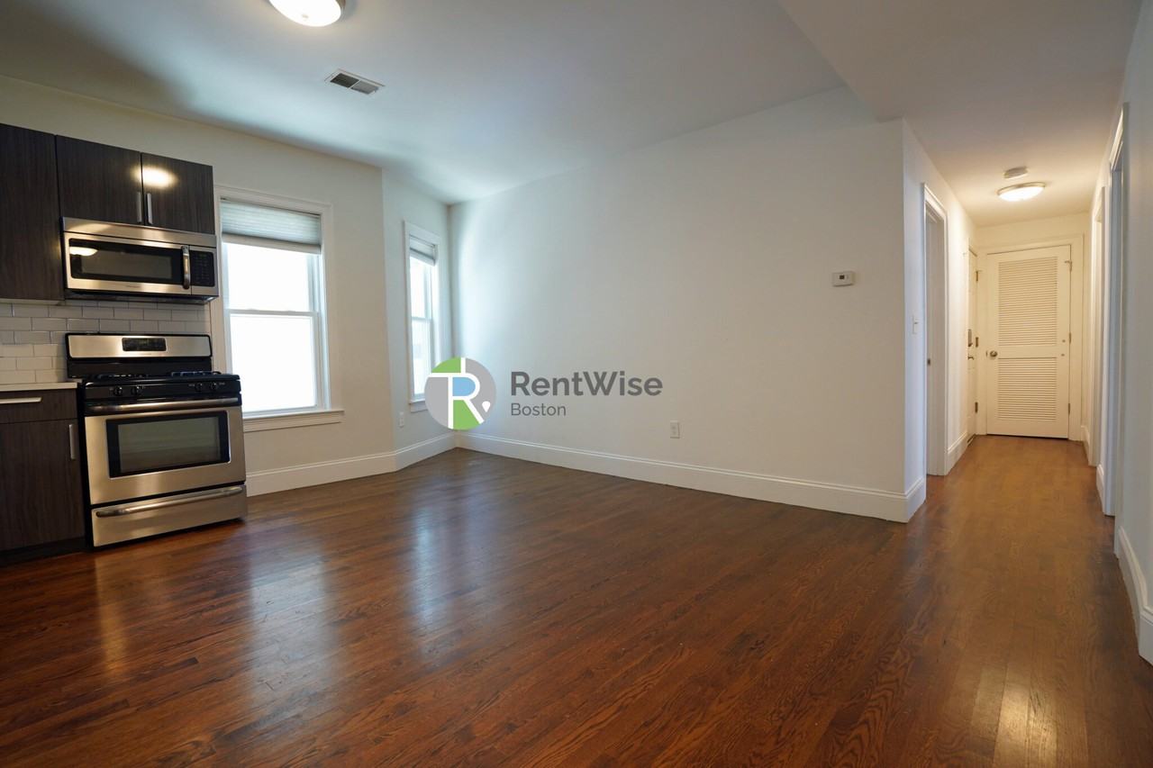 25 Marney St #3 - Photo 5 of 50