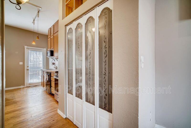 363 Cherokee St - Photo 7 of 17