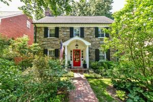 featured image of 3404 Legation St Nw