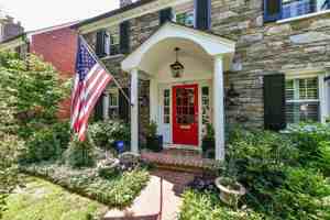 featured image of 3404 Legation St Nw