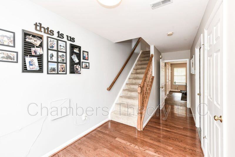 20166 Hardwood Ter - Photo 3 of 29