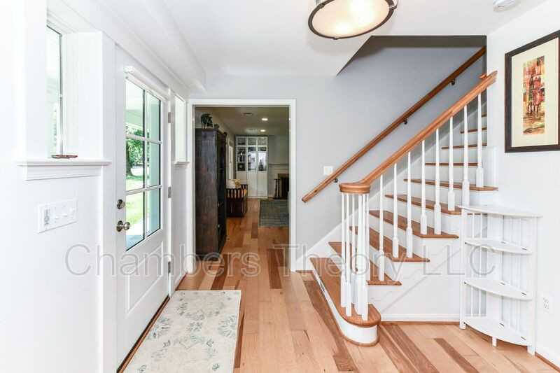 6222 Hardy Dr - Photo 3 of 50