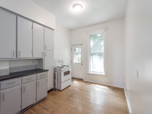 20 Draper St - Photo 3 of 9