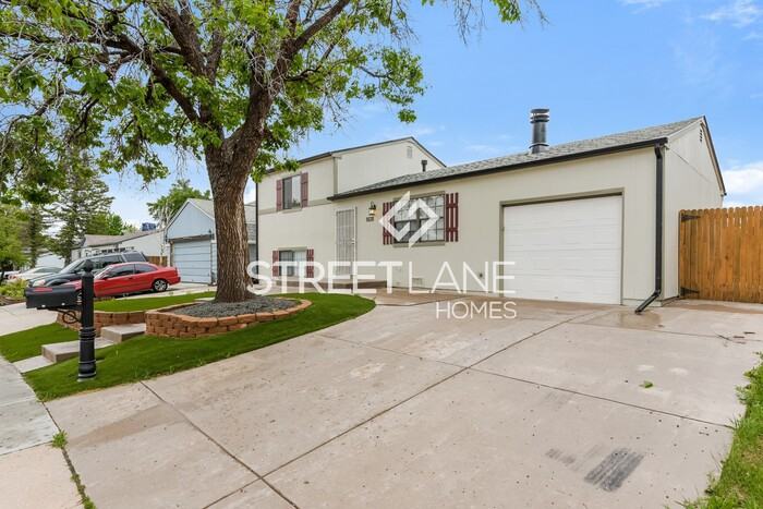 9620 W 104th Dr - Photo 2 of 15