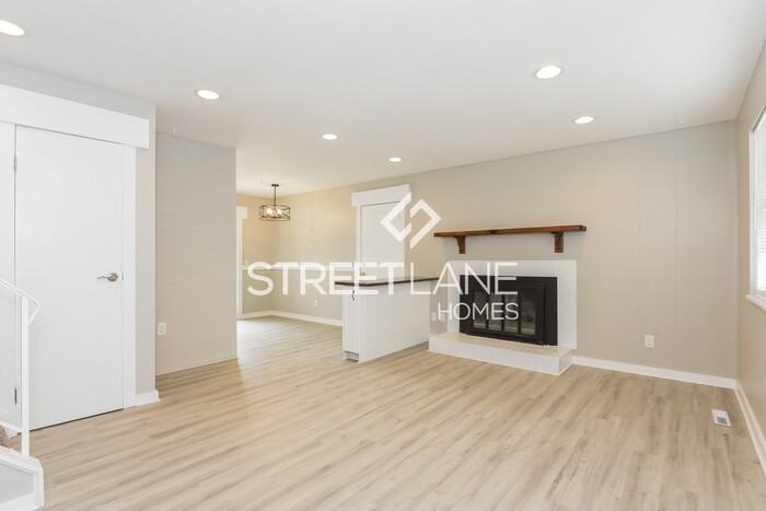 9620 W 104th Dr - Photo 3 of 15