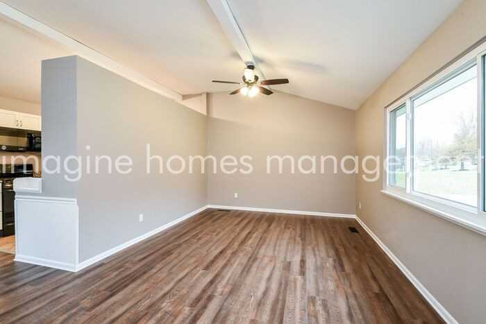 874 Iroquois Run - Photo 3 of 18