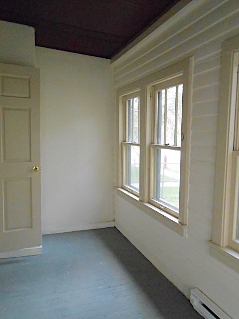 231 W 33rd St #1 - Photo 4 of 12