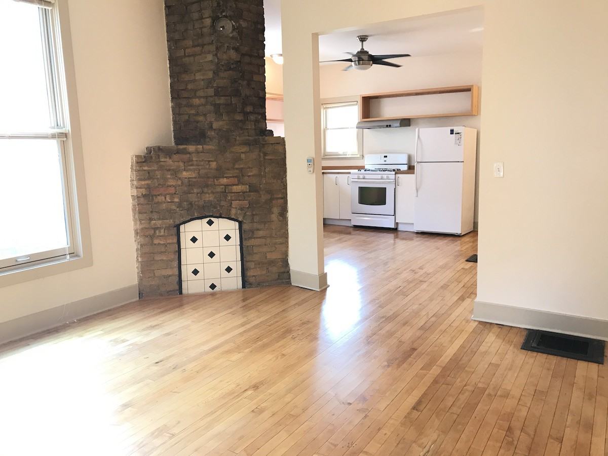 231 W 33rd St #1 - Photo 5 of 12
