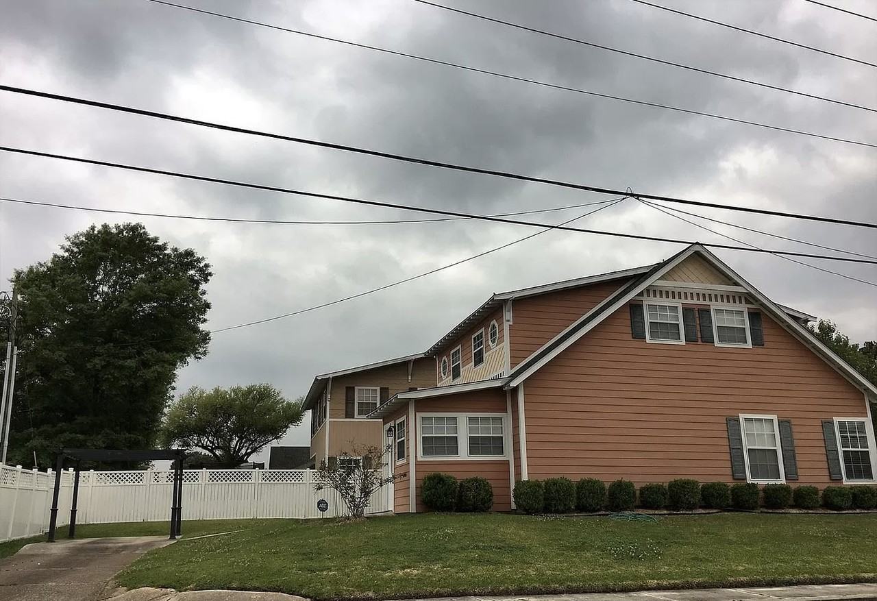 109 E North St #1 - Photo 3 of 32