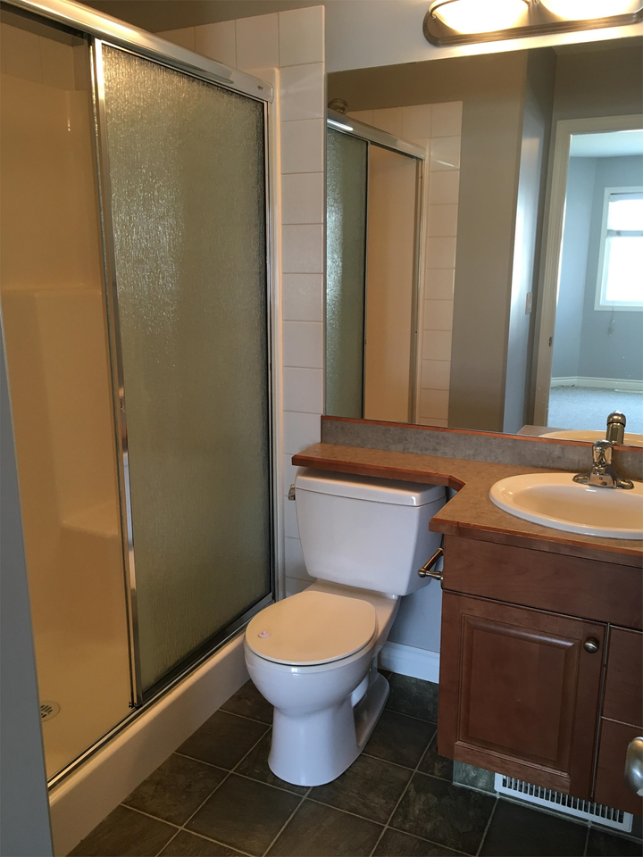 11321 82 Ave #1 - Photo 7 of 9
