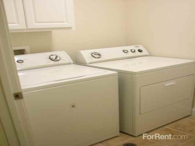 Orchard Apartments - Photo 2 of 13