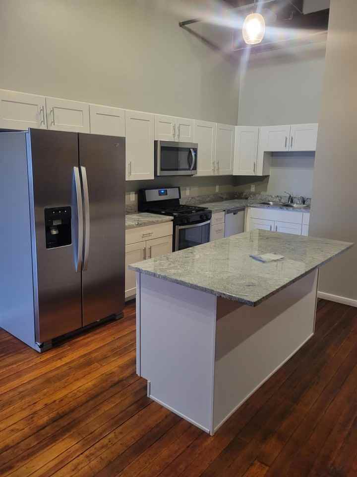 116 N 5th St #311 - Photo 2 of 13