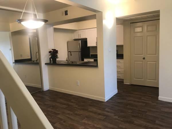 1055 W Baseline Rd - Photo 5 of 48