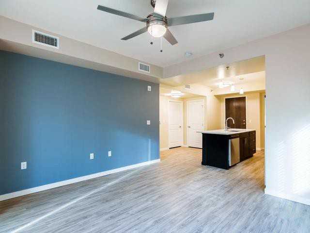 6760 S Glencoe St - Photo 5 of 27