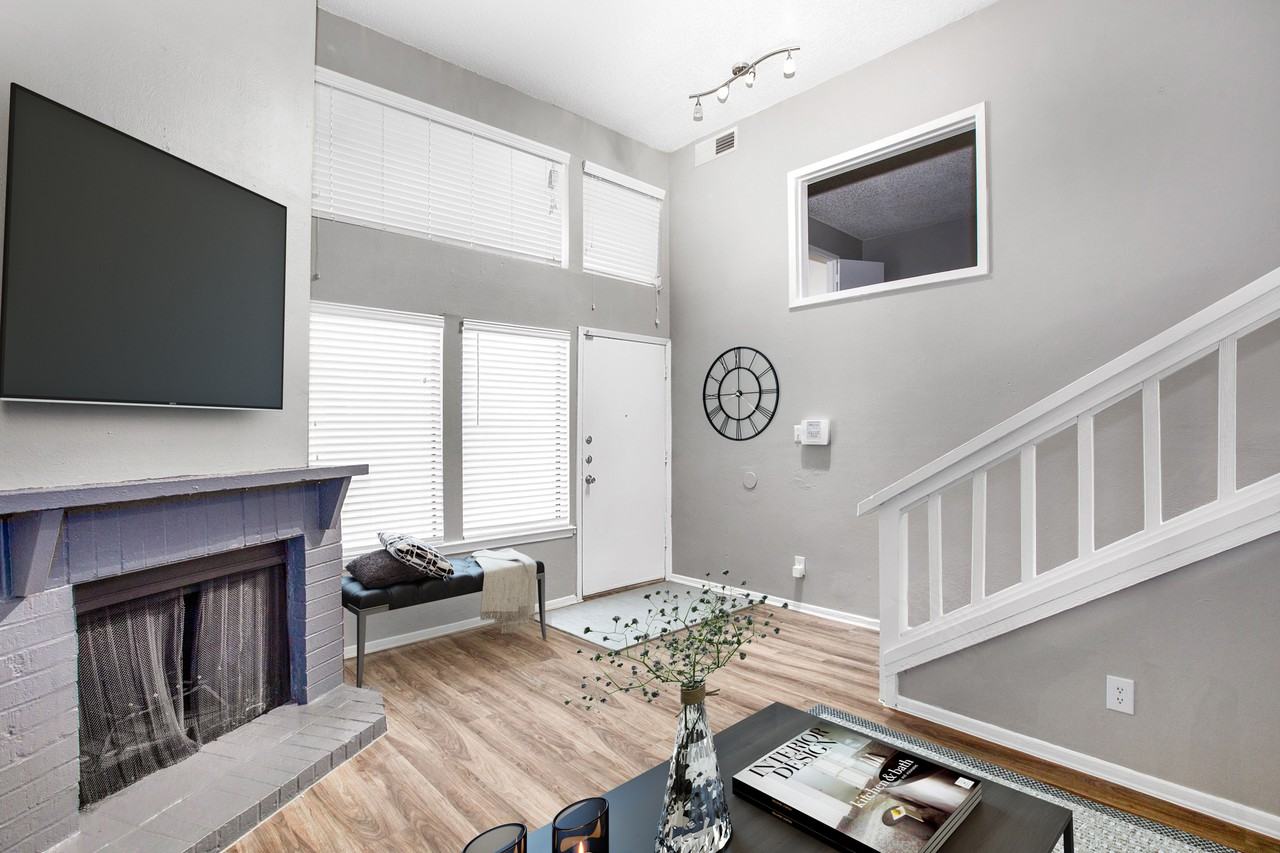 Serena Vista - Photo 3 of 26