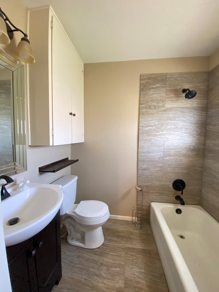 3104 Barkley Ave #1 - Photo 6 of 10