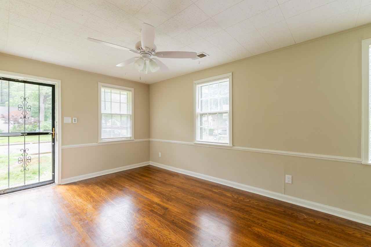 4107 Owen Ave #1 - Photo 5 of 42