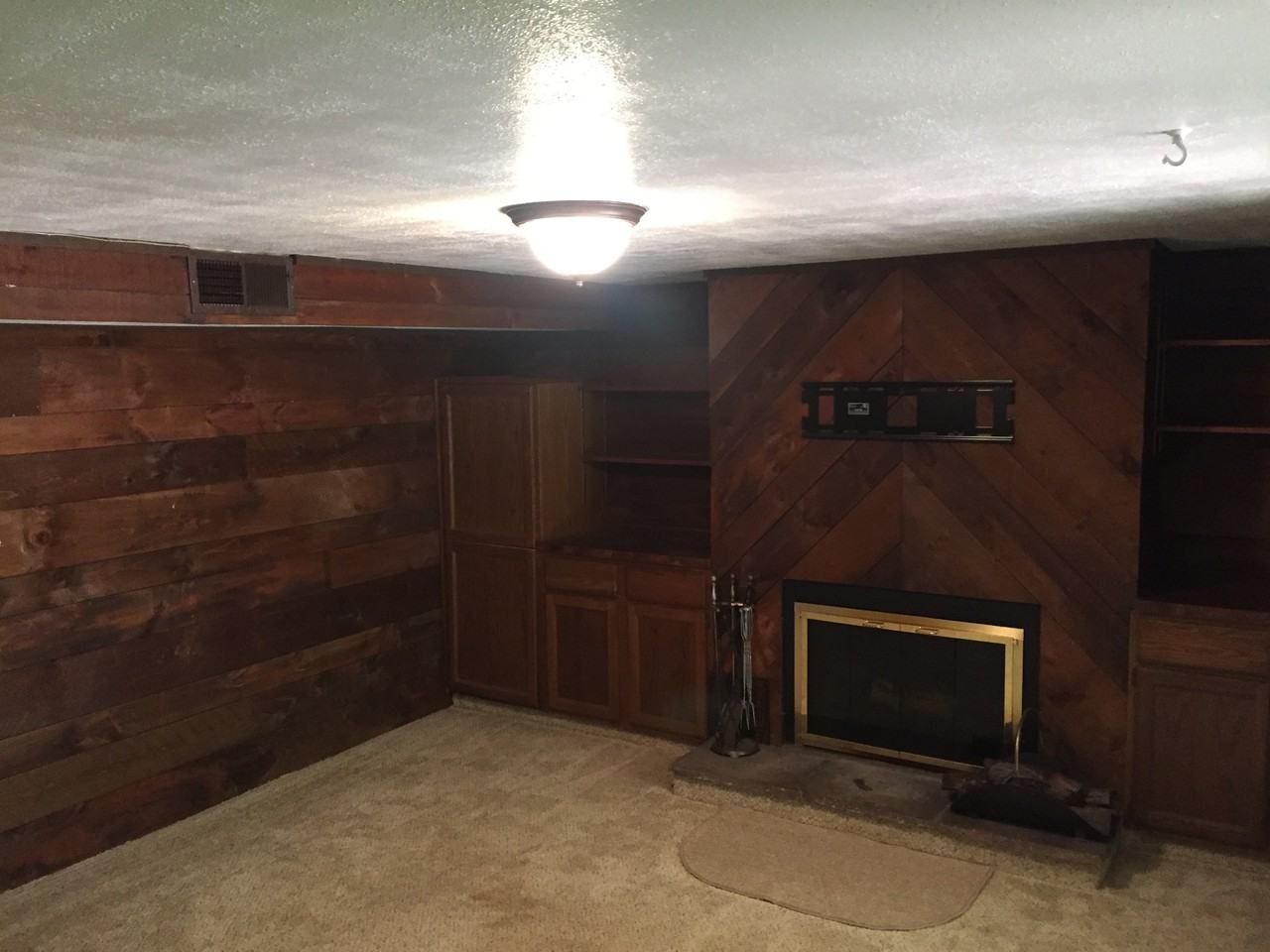 201 Parkwood Dr - Photo 3 of 29