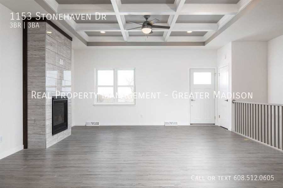 1153 Stonehaven Dr - Photo 3 of 5