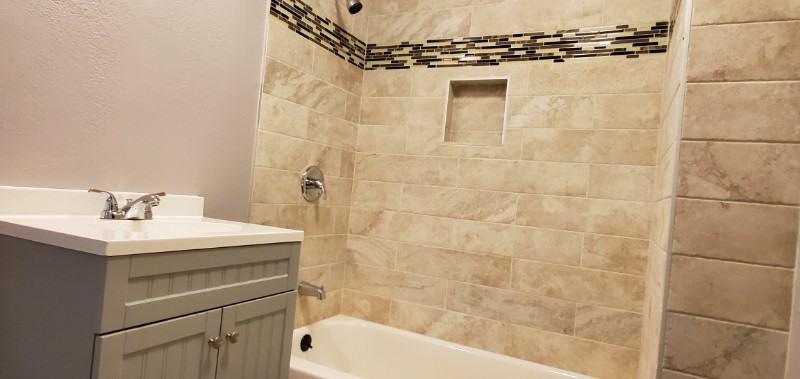 930S S Arizona Ave - Photo 2 of 2