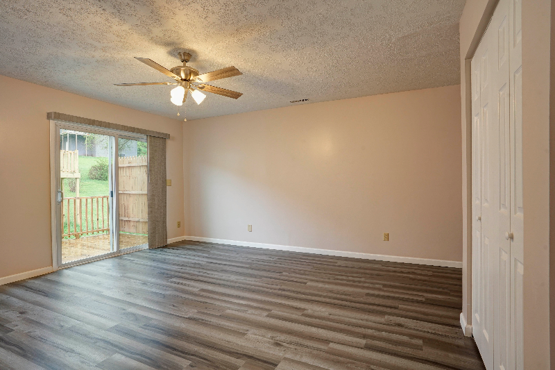 1818 Morecott Dr #B - Photo 3 of 33