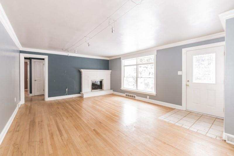 115 Valley Rd - Photo 2 of 36
