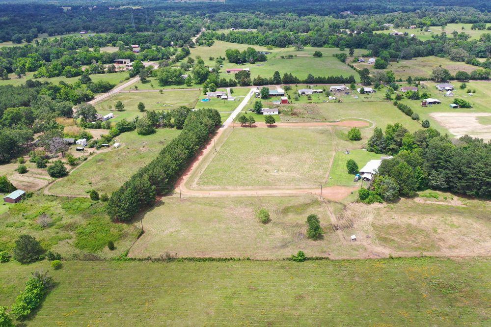 30 30 Red Pine Circle - Photo 2 of 17