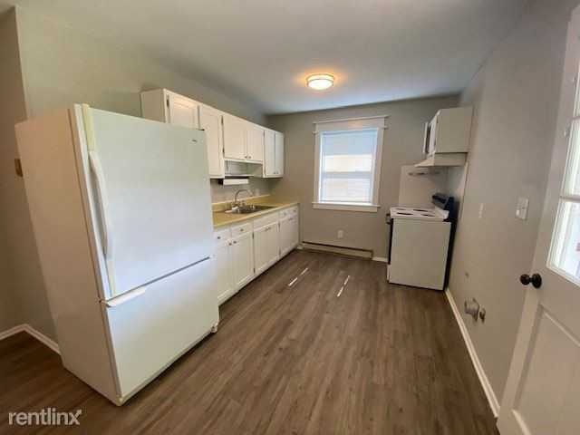 1863 Pickrell Rd - Photo 2 of 14