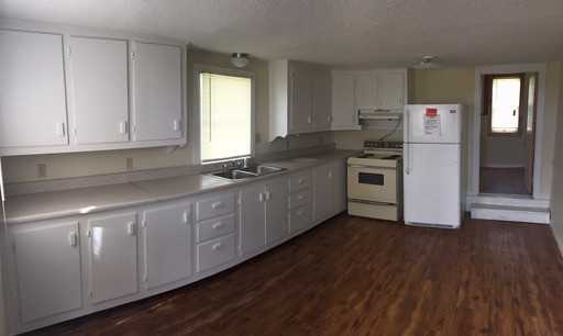 221 S Hwy J - Photo 2 of 6