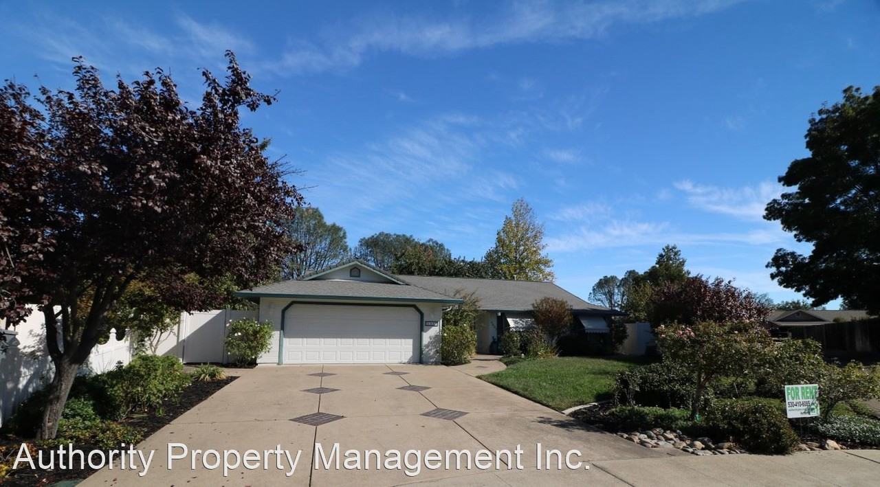 4407 Oak Glen Dr - Photo 2 of 38