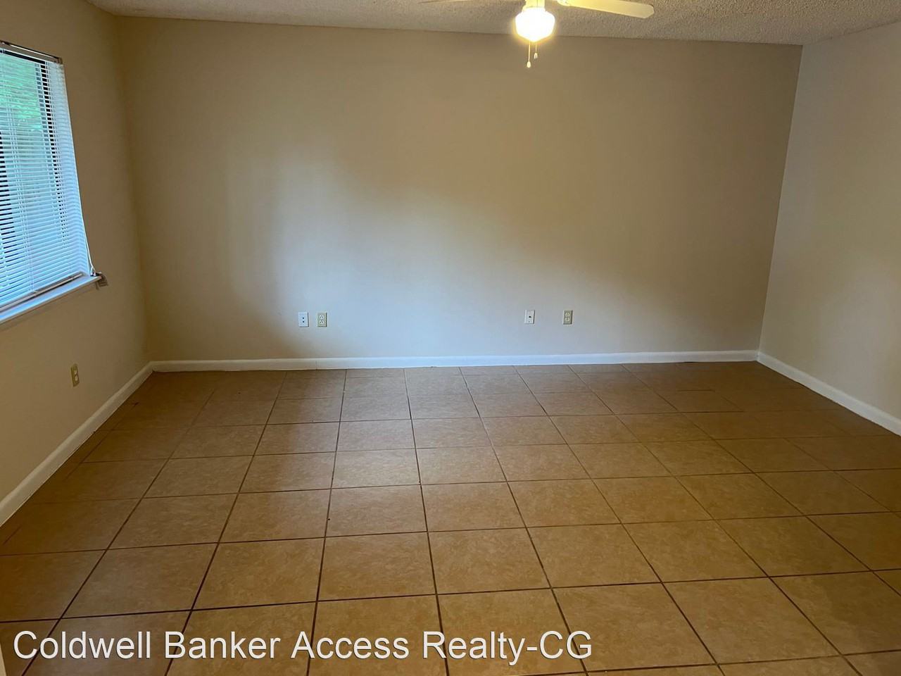 125 Seaparc Ct - Photo 3 of 7