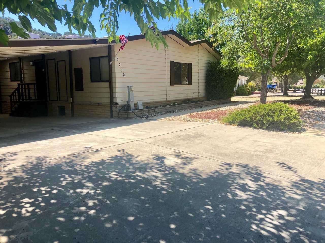 3270 Water View Dr - Photo 2 of 35