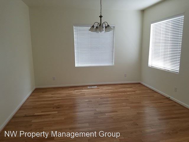 2605 85th Dr Ne - Photo 3 of 11