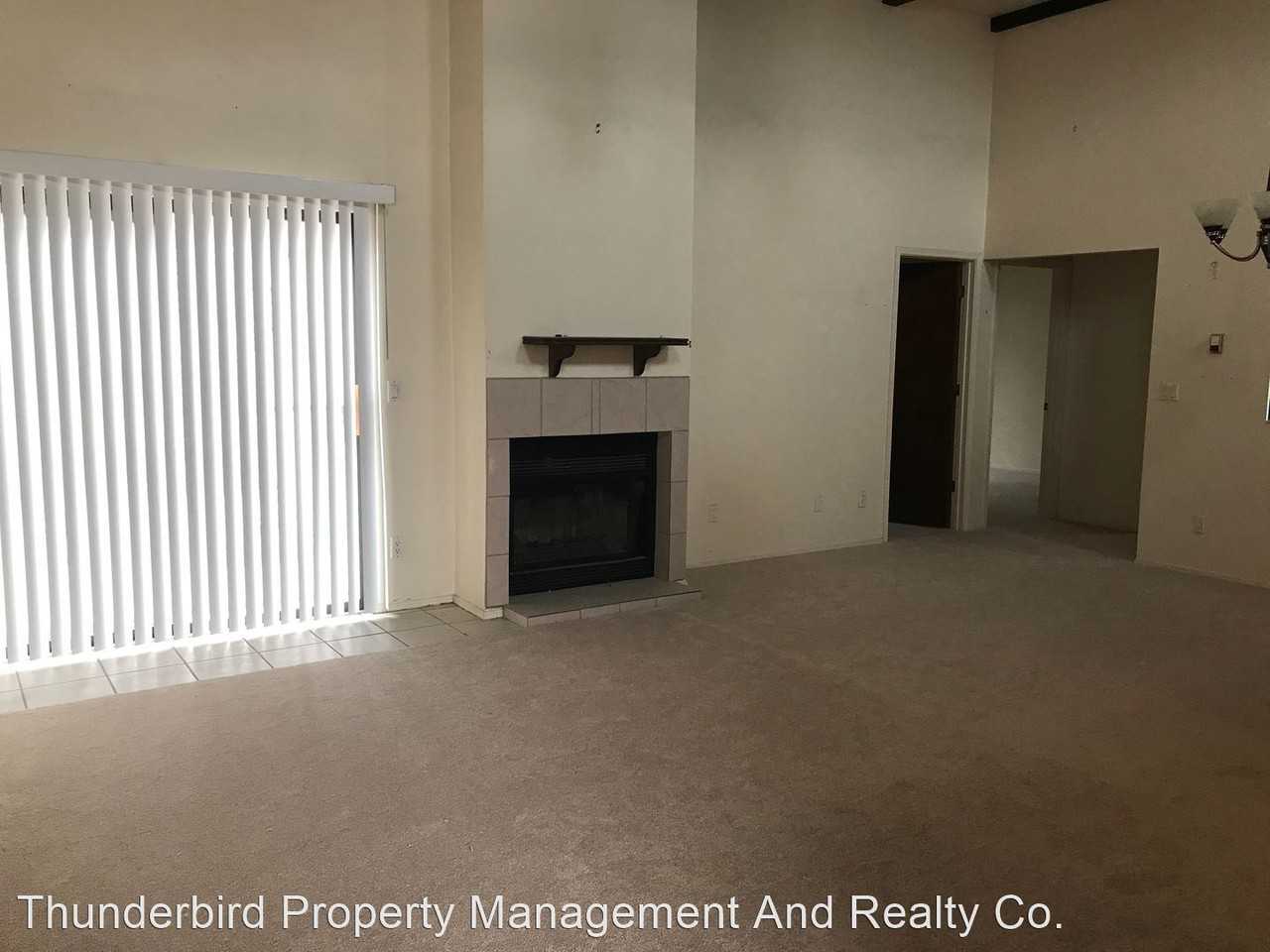 1012 Hope Pl Ne - Photo 2 of 14