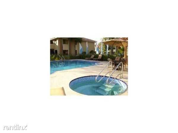 3201 Coral Lake Dr - Photo 2 of 9